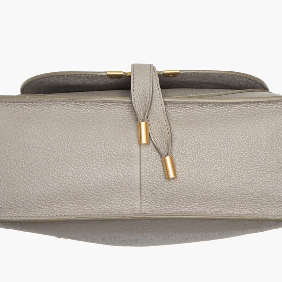 Chic Gray Handbag - Picture 5 of 16
